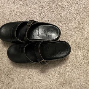 Dansko maryjanes size 38 (7.5-8)